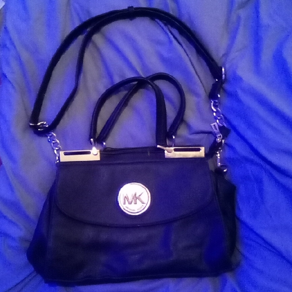Michael Kors Black Bag With Coin Purse